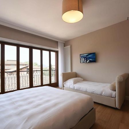B&B Piazza Cavour Рієті Екстер'єр фото